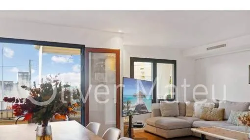 WOHNUNG MIT MEERBLICK, TERRASSE, PARKPLATZ UND POOL
