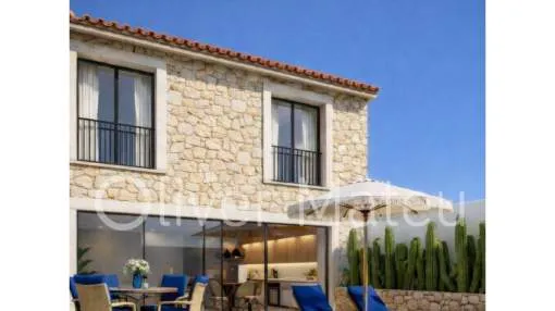 KLEINE VERKAUFSFÖRDERUNG FÜR DREI DOPPELHAUSHÄLFTE MIT GARAGE UND PRIVATEM POOL IN PORTOL