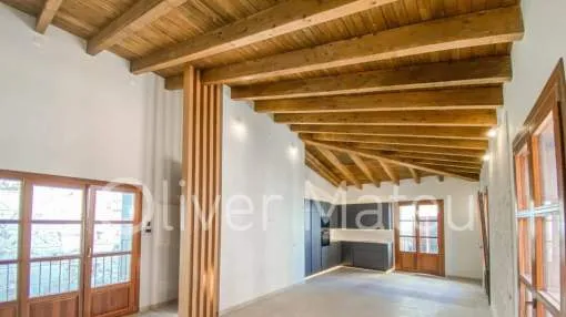 PENTHOUSE MIT TERRASSE UND GARAGE IM HERZEN DER ALTSTADT