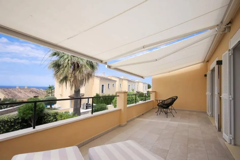 Luxus Doppelhaushälfte mit Pool in Nova Santa Ponsa