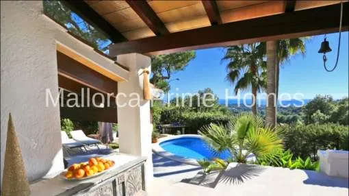 Villa mit privatem Pool und Meerblick am Golfplatz von Bendinat