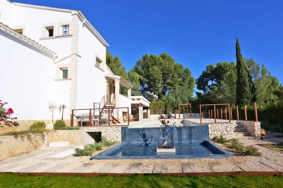 Schöne Villa mit Pool nahe zum Strand in Santa Ponsa