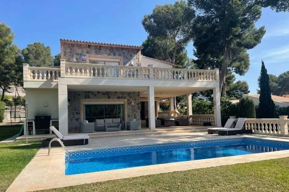 Schöne Villa mit Pool in Santa Ponsa