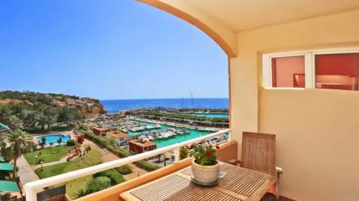 Wundervolles Apartment mit Meer- und Hafenblick in El Toro