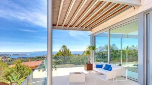 Luxury villa with sea views in Bendinat