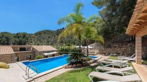 Landhaus mit ferienhauslizenz zu verkaufen in Caimari, Mallorca