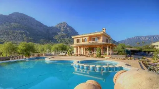Traumhafte Immobilie mit Grundstück von 7.000 m2 zum Verkauf in Bunyola, Mallorca