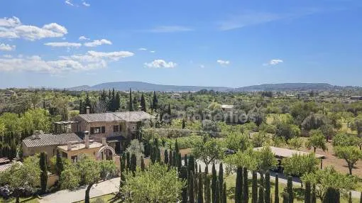 Landhaus im Hacienda Stil kaufen bei Santa Maria, Mallorca