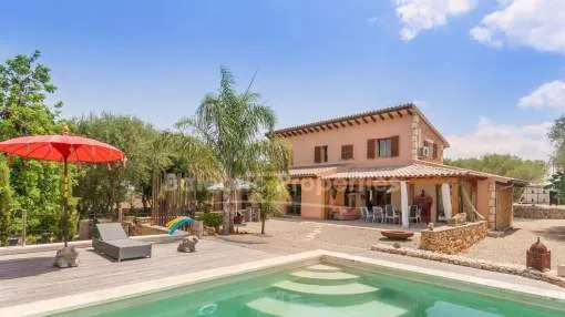Rustikales Landhaus mit Gästewohnung zu verkaufen in der Nähe von Llubi, Mallorca