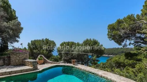 Aussergewöhnliche Steinvilla mit herrlichem Meerblick kaufen in Formentor, Pollensa, Mallorca