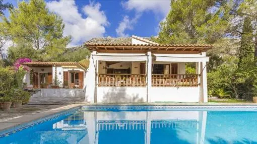 Traditionelle freistehende Villa kaufen in einer privilegierten Gegend von Pollensa, Mallorca
