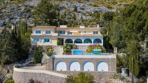Exklusive Villa mit unglaublichem Panoramablick kaufen in Pollensa, Mallorca