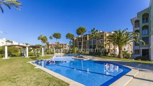 Südorientierte Wohnung kaufen nahe dem Golf Santa Ponsa, Mallorca