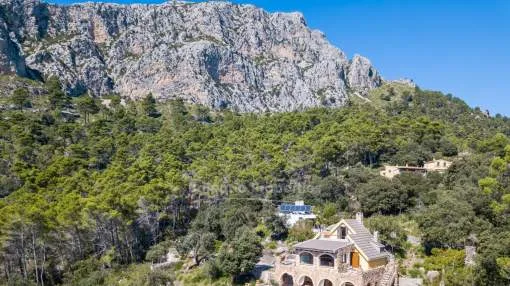 Haus zu kaufen in Puigpunyent, Mallorca