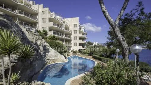 Appartement am Meer zum Verkauf in Cala Vinyas, Mallorca