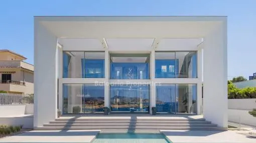 Unglaubliche Villa in erster Meereslinie kaufen in El Toro, Port Adriano, Mallorca