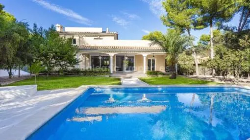 Mediterrane Villa kaufen in ruhiger Wohngegend in Strandnähe in Sol de Mallorca