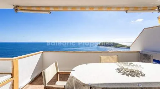 Wohnung in erster Meereslinie mit 3 Schlafzimmern und Meerblick kaufen in Torrenova, Mallorca