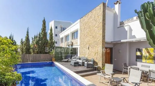 Villa mit Gästewohnung, zu verkaufen in Strandnähe in Torrenova, Mallorca