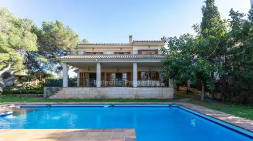 Geräumiges Einfamilienhaus mit Meerblick kaufen in Cala Blava, Mallorca