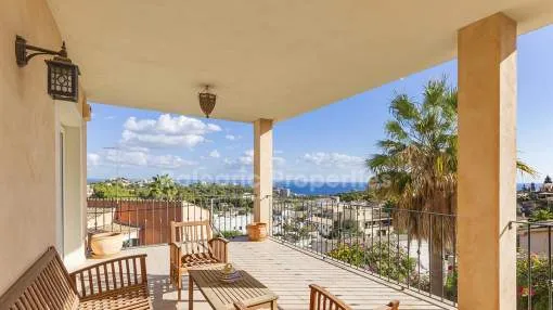 Grosse Villa mit schönem Meerblick und Pool kaufen in Génova, Palma, Mallorca
