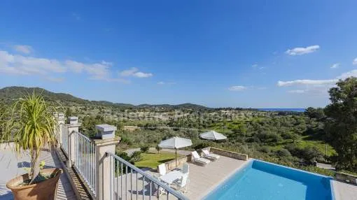 Wunderschöne Villa auf einem Hügel mit Panoramablick kaufen in Felanitx, Mallorca