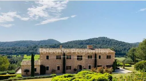 Atemberaubendes Landgut mit Bergblick kaufen in Pollensa, Mallorca