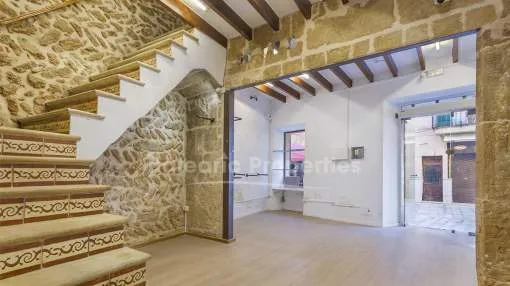 Dorfhaus zu renovieren kaufen im historischen Zentrum von Alcudia, Mallorca