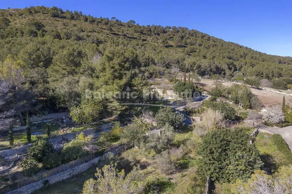 Unglaubliche Finca mit Bergblick kaufen in Alcudia, Mallorca