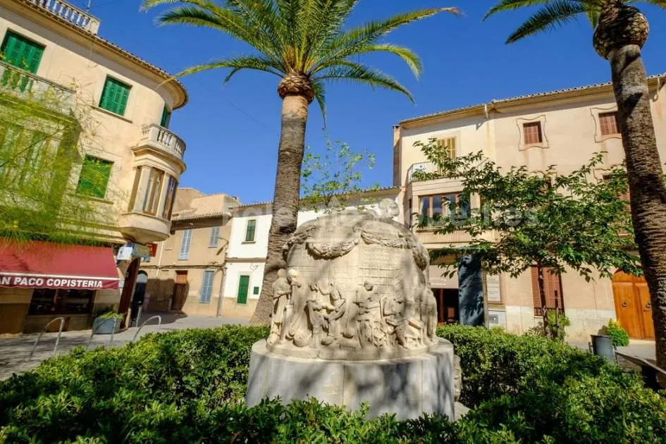 Grundstück mit Projekt für eine Luxusvilla kaufen in Llucmajor, Mallorca