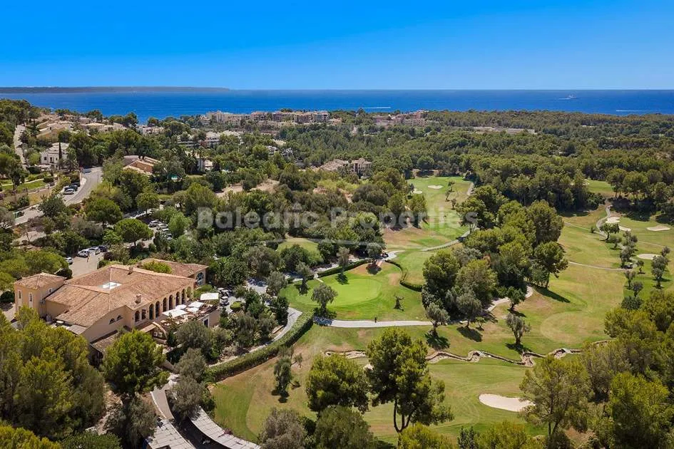 Beeindruckende mediterrane Villa mit Meerblick zu verkaufen in Bendinat, Mallorca