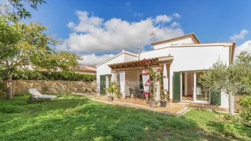 Charmante Villa mit altem Garten zu verkaufen in Sa Rápita, Mallorca