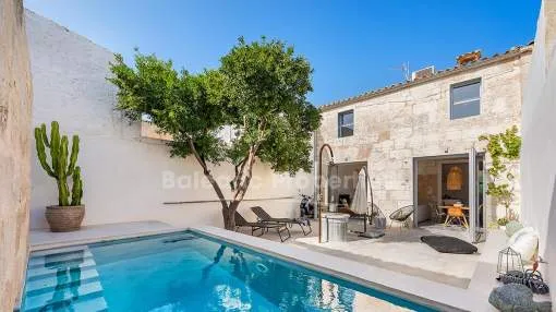 Renoviertes Dorfhaus mit privatem Pool kaufen in Santa Margalida, Mallorca