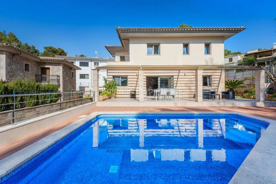Moderne Villa mit Meerblick kaufen in der exklusiven Wohngegend Bonaire, Mallorca