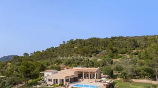 Luxus-Finca mit makellosem Garten kaufen in Sant Llorenç, Mallorca