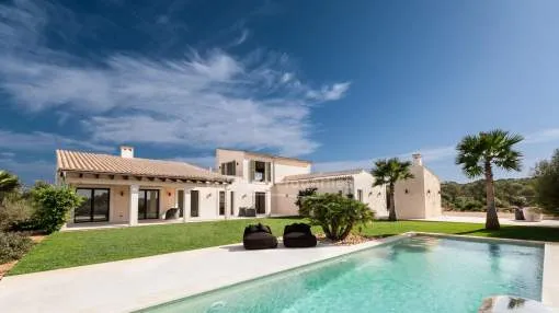 Neugebaute Landvilla in Ses Salines, Mallorca zu verkaufen