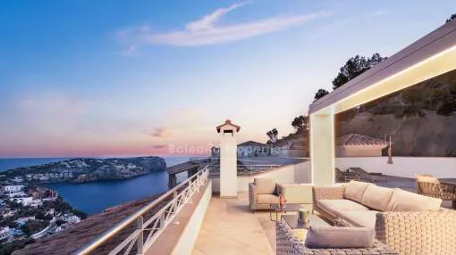 Schickes Penthouse mit Meerblick kaufen in Puerto Andratx, Mallorca