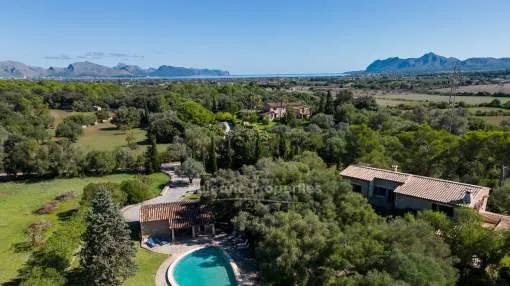 Schöne Finca mit Pool und viel Privatsphäre kaufen in Alcudia, Mallorca