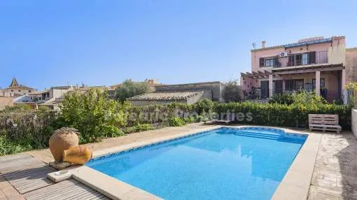 Geräumiges Haus mit Pool kaufen im Zentrum von Moscari, Mallorca