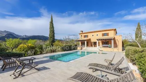 Wunderschönes Landhaus mit Pool kaufen in Selva, Mallorca
