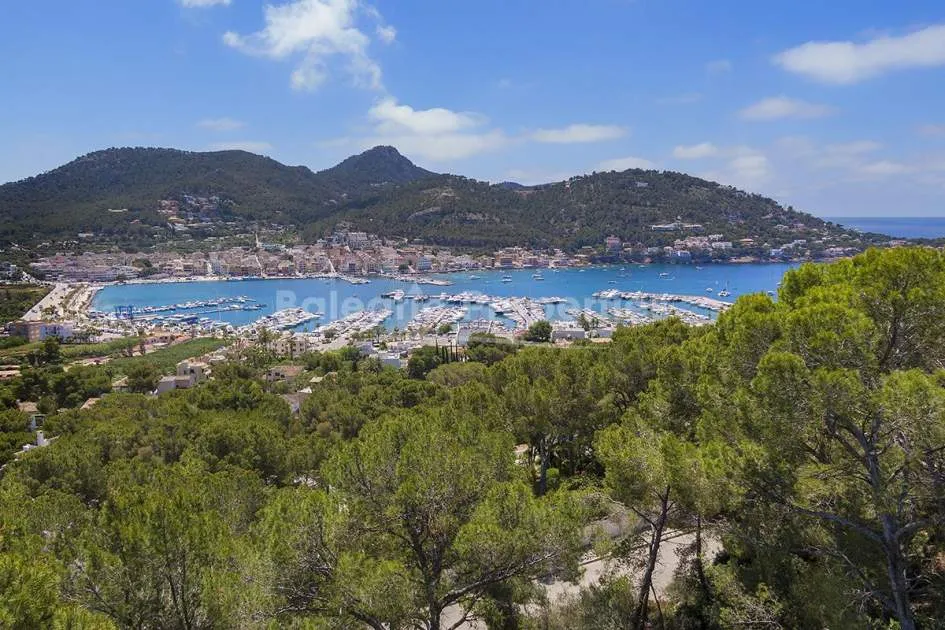 Meerblick-Eckgrundstück kaufen nahe dem Hafen in Puerto Andratx, Mallorca