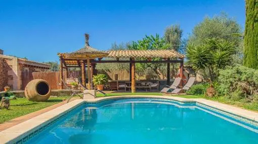 Gemütliche Naturstein-Finca mit privatem Pool und Klimaanlage - im Landesinneren Gemütliche Naturstein-Finca mit privatem Pool und Klimaanlage - im Landesinneren