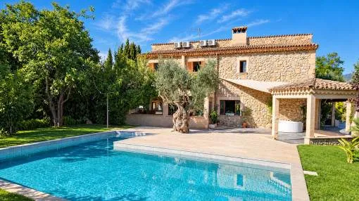 Mallorquinische Villa mit Salzwasserpool und großem Garten zur Langzeitmiete in Es Capdellà