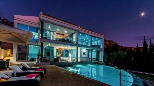 Eindrucksvolle Villa mit Ferienvermietlizenz im luxuriösen Cielo de Bonaire