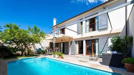 Einfamilienhaus mit Garten und Pool in Son Espanyolet