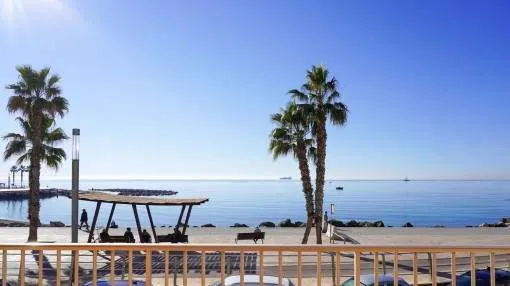 Luxuswohnung in erster Meereslinie mit 2 Terrassen und atemberaubendem Blick über die Bucht von Portixol