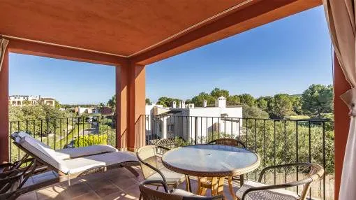 Helle Wohnung, in ruhiger Anlage mit atemberaubendem Weitblick direkt am Golfplatz von Santa Ponsa