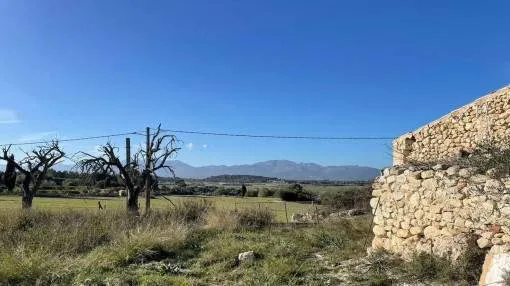 Traumhaftes Grundstück mit Panoramablick und Bauprojekt in Santa Margalida