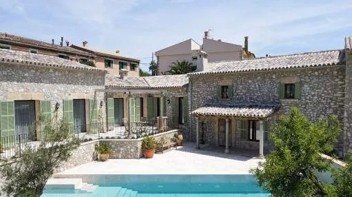 Mediterrane Finca mit besonderem Stil mit großzügigem Grundstück in Es Capdella