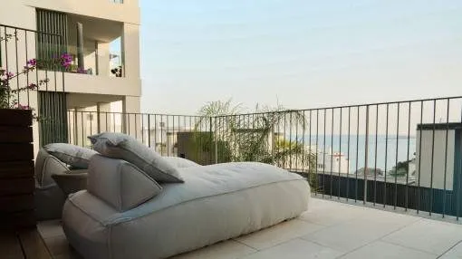 Ein Juwel über dem Meer - Exklusives Penthouse mit privater Dachterrasse, Pool und Panoramablick in Cala Mayor, Palma